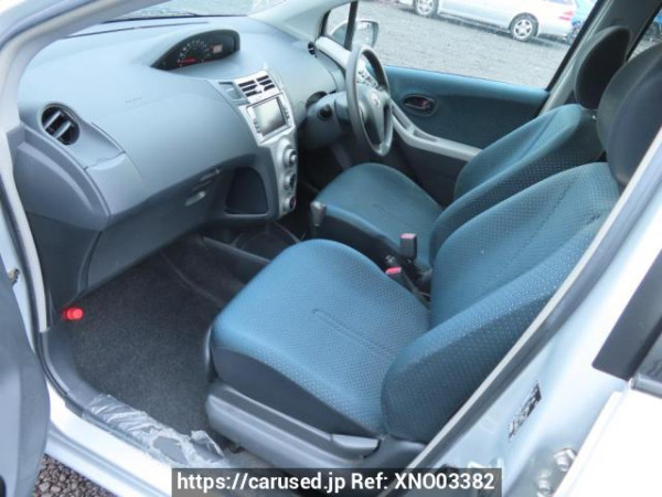 Used 2005 AT toyota vitz KSP90 Image[16]