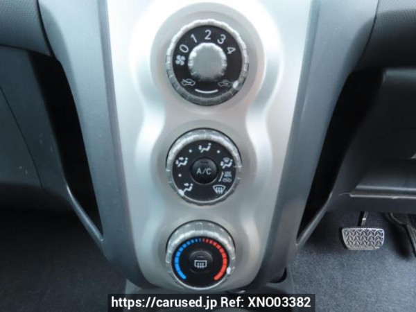 Used 2005 AT toyota vitz KSP90 Image[28]