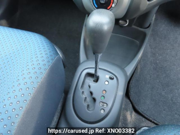 Used 2005 AT toyota vitz KSP90 Image[29]