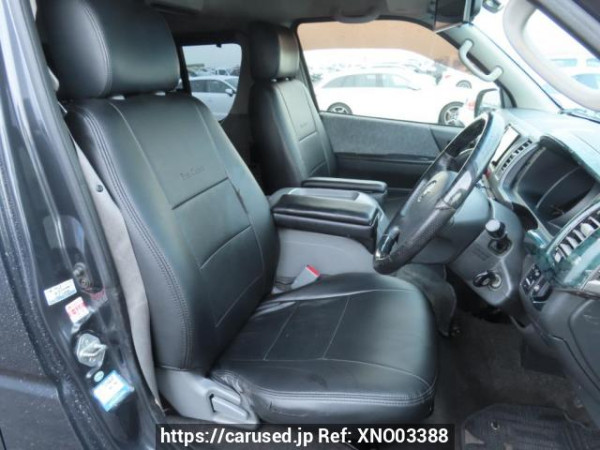 Used 2005 AT toyota regiusace-van KDH205V Image[16]