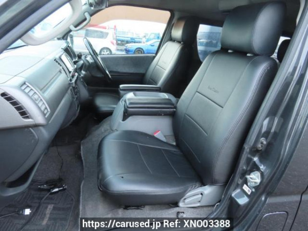 Used 2005 AT toyota regiusace-van KDH205V Image[18]