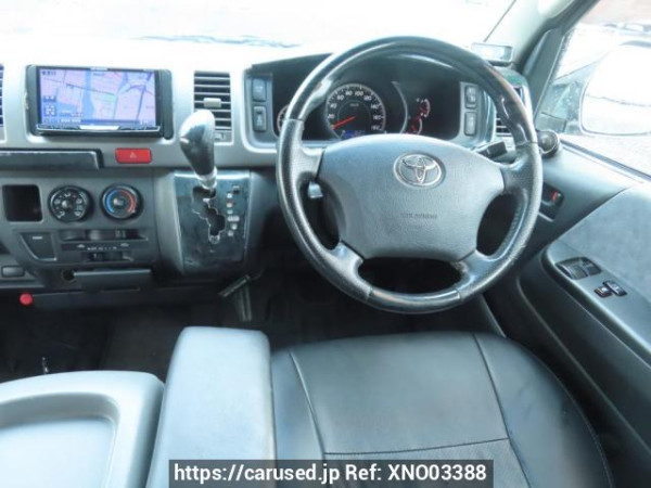 Used 2005 AT toyota regiusace-van KDH205V Image[26]