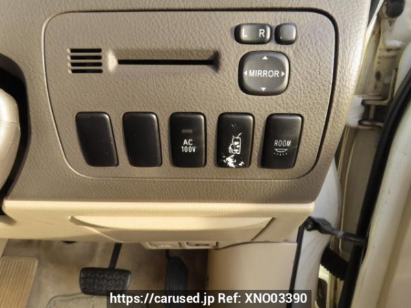 Used 2002 AT toyota alphard ANH10W Image[31]
