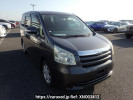 Toyota Noah ZRR70G