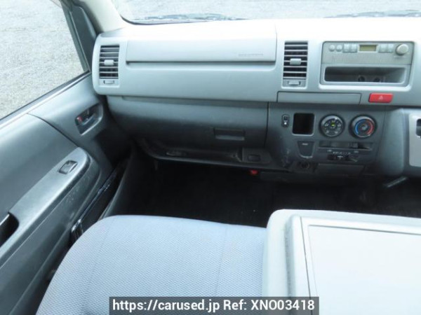 Used 2004 AT toyota hiace-van KDH200K Image[30]
