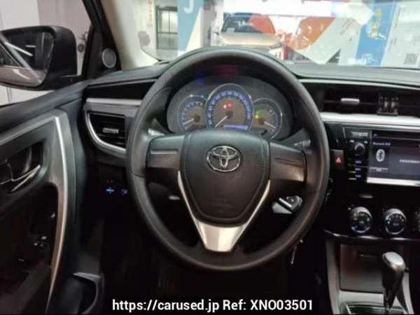 Used 2015 AT toyota corolla - Image[10]