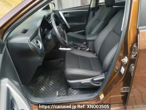 Used 2017 MT toyota corolla-levin - Image[8]