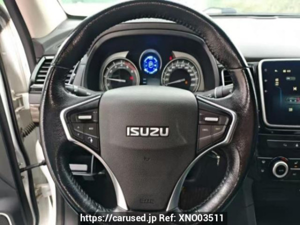 Used 2021 MT isuzu d-max - Image[10]