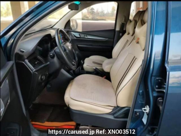 Used 2022 MT isuzu taga - Image[6]