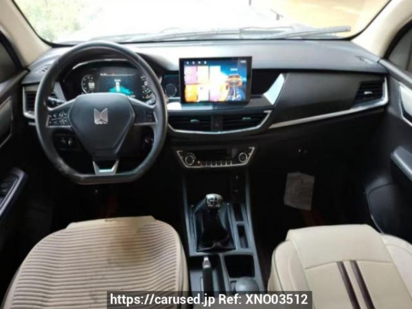 Used 2022 MT isuzu taga - Image[8]