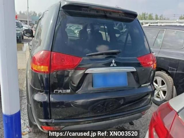 Used 2014 MT mitsubishi pajero - Image[5]