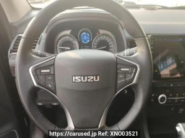 Used 2021 MT isuzu d-max - Image[8]