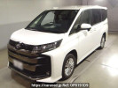Toyota Noah MZRA95W