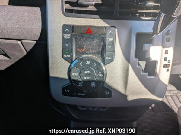 Used 2010 AT toyota noah ZRR75W Image[19]