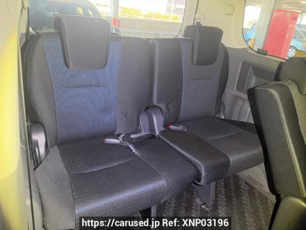 Used 2007 AT toyota voxy ZRR70W Image[8]