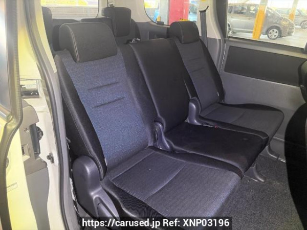 Used 2007 AT toyota voxy ZRR70W Image[9]