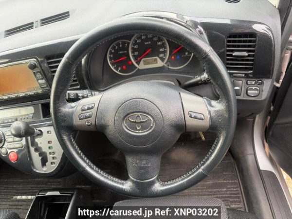 Used 2003 AT toyota wish ZNE10G Image[15]