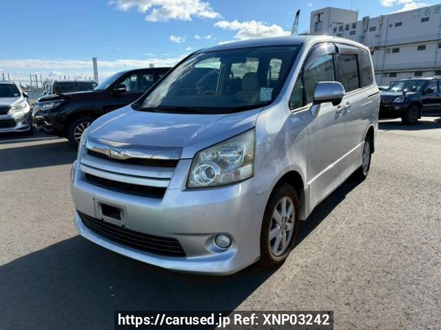Buy Used 2009 Toyota Noah ZRR75W (XNP03242) - Carused.jp