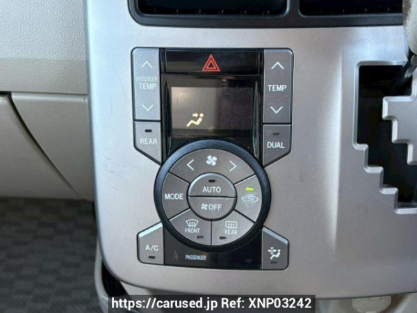 Used 2009 AT toyota noah ZRR75W Image[25]