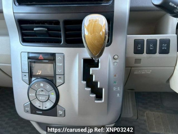 Used 2009 AT toyota noah ZRR75W Image[28]