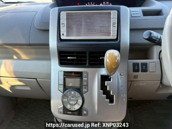 Used 2009 AT toyota noah ZRR70W Image[24]