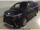 Toyota Voxy ZWR80W