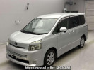 Toyota Voxy ZRR75W