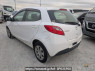 Used 2010 AT mazda demio DE3FS Image[2]