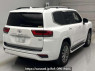 Used 2022 AT toyota land-cruiser VJA300W Image[1]