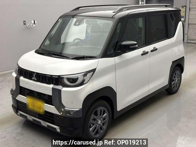 2025 Mitsubishi Delica Mini B37A
