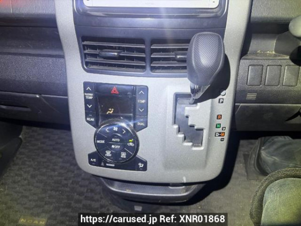 Used 2012 AT toyota noah ZRR70G Image[13]