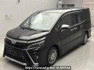 Toyota Voxy ZWR80W