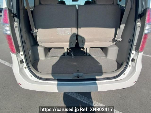 Used 2008 AT toyota noah ZRR70G Image[8]