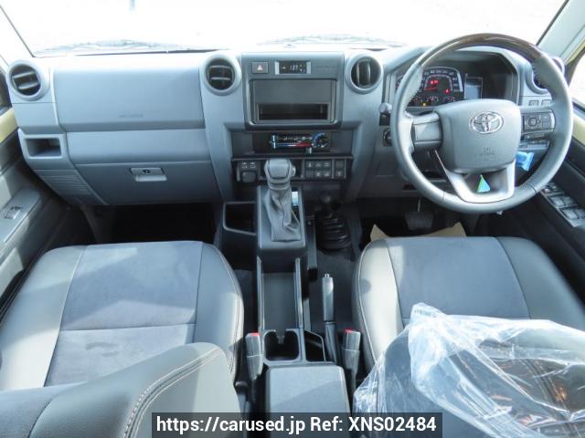 Buy Used 2025 Toyota Land Cruiser 70 GDJ76W (XNS02484) - Carused.jp