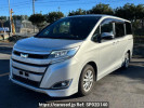 Toyota Noah ZWR80G