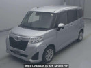 Toyota Roomy M900A