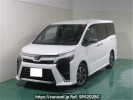 Toyota Voxy ZRR80W