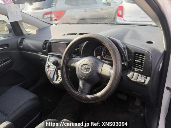 Used 2003 AT toyota wish ZNE10G Image[16]