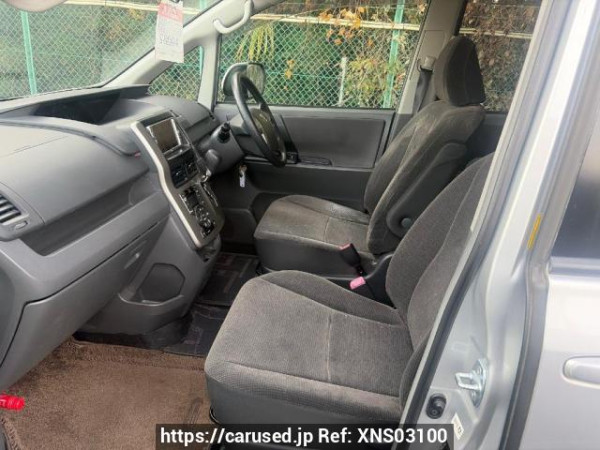 Used 2008 AT toyota noah ZRR70G Image[10]