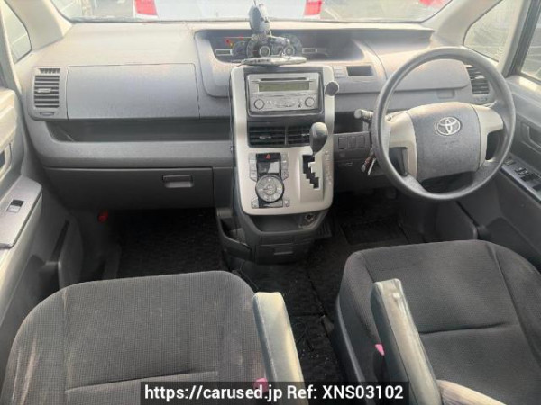 Used 2008 AT toyota noah ZRR70G Image[13]