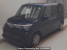 Toyota Roomy M910A
