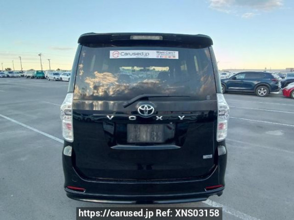 Used 2008 AT toyota voxy ZRR70W Image[5]