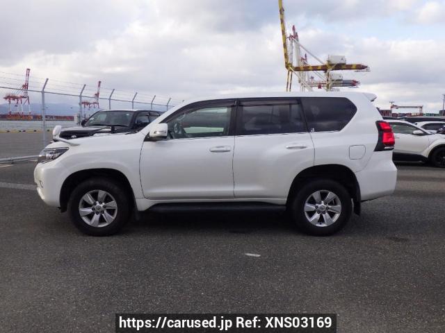 Buy Used 2017 Toyota Land Cruiser Prado GDJ150W (XNS03169
