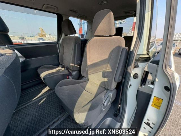 Used 2010 AT toyota noah ZRR70G Image[15]