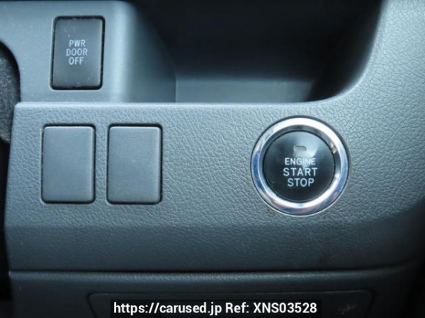 Used 2008 AT toyota voxy ZRR70W Image[29]