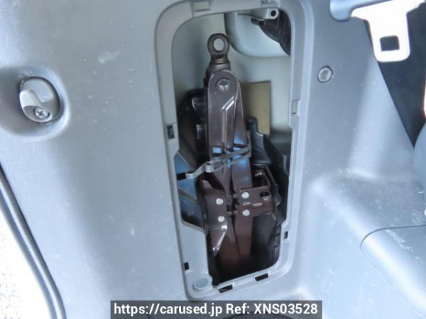 Used 2008 AT toyota voxy ZRR70W Image[47]