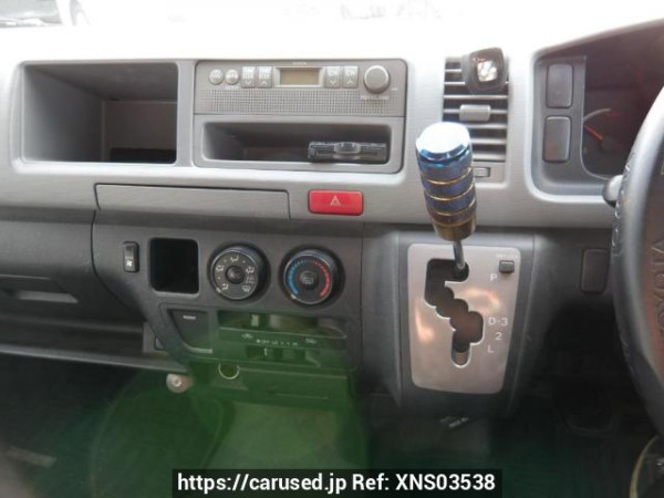 Used 2006 AT toyota hiace-wagon TRH214W Image[25]