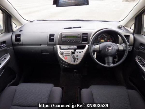 Used 2003 AT toyota wish ZNE10G Image[18]