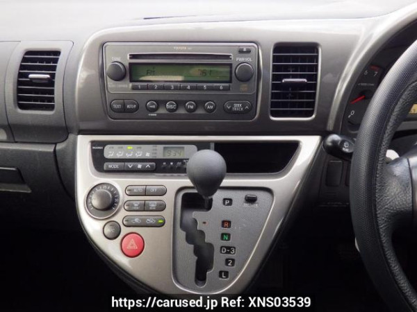Used 2003 AT toyota wish ZNE10G Image[23]