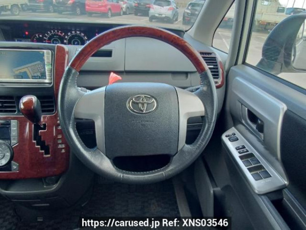 Used 2007 AT toyota noah ZRR70W Image[20]